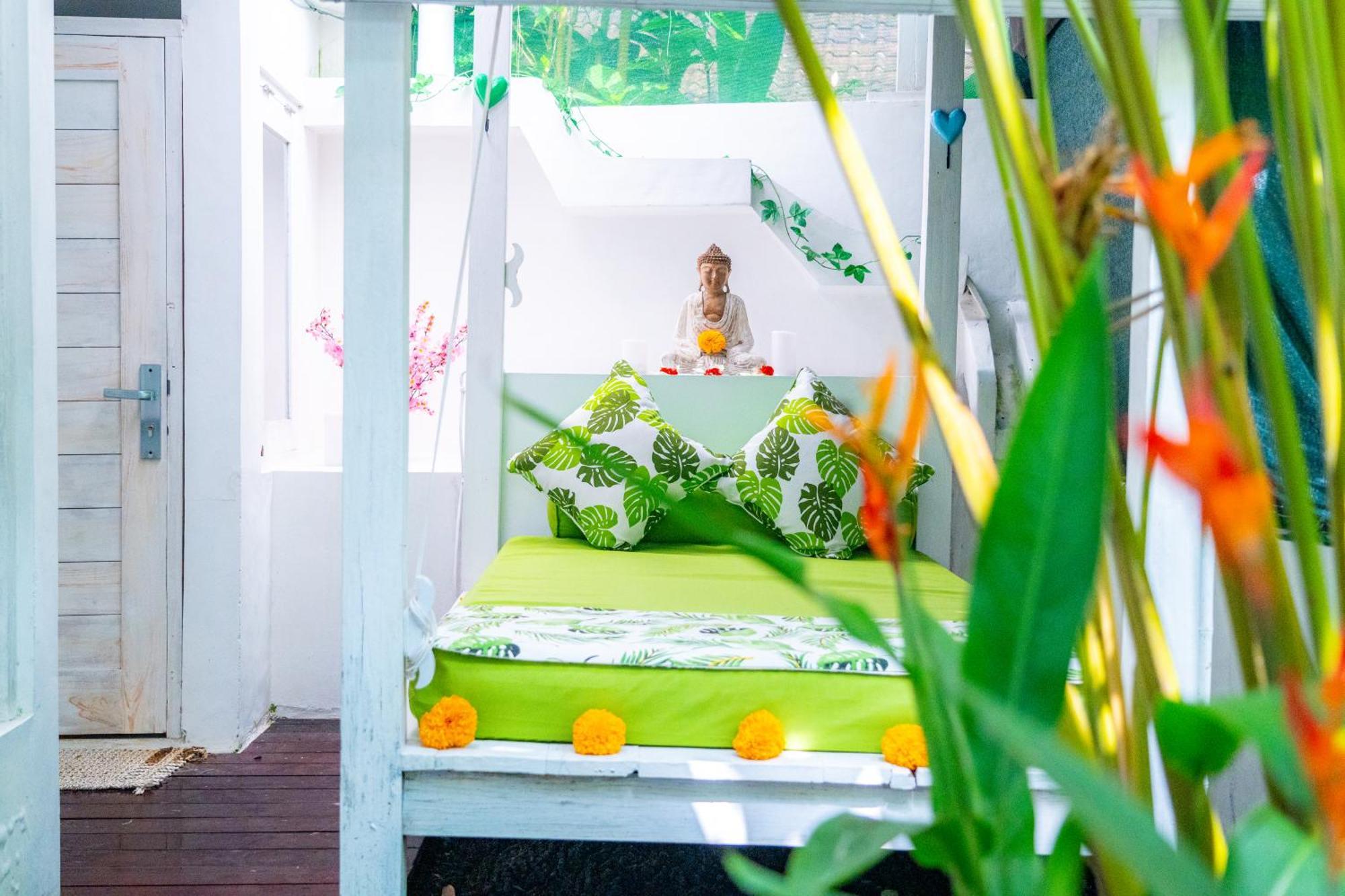 Flower Moon Lovely Hideaway In Heart Of Ubud